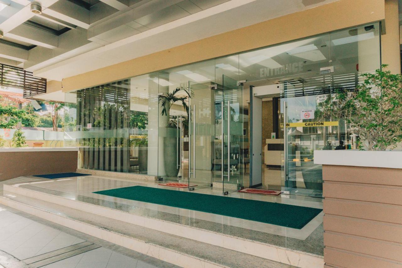 Ayala Mall 10Mins Walk Cebu City Apartment & Pool Exterior photo